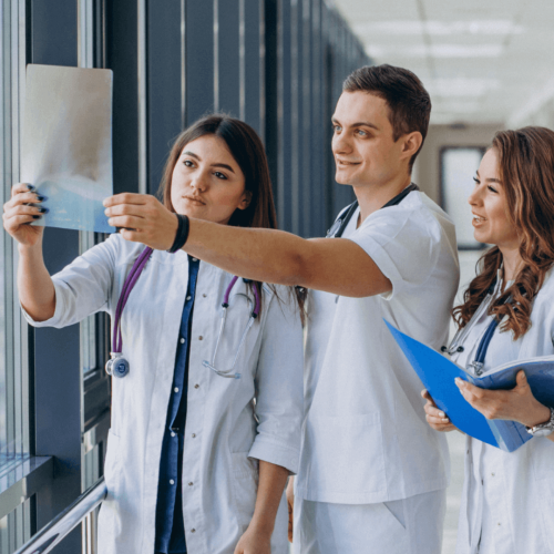 group-of-doctors